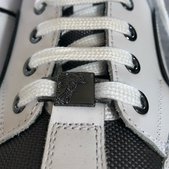 Versace sneakers - Picture 3 of 5